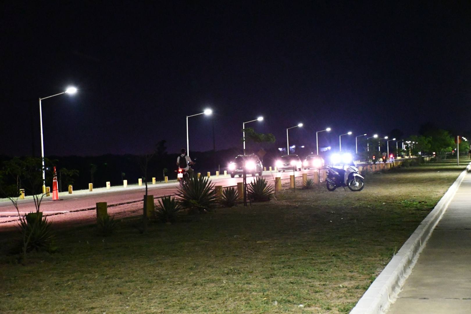 VILLA ÁNGELA INAUGURÓ LA ILUMINACIÓN DEL ACCESO NORTE CON UNA OBRA INTEGRAL QUE TRANSFORMA EL SECTOR