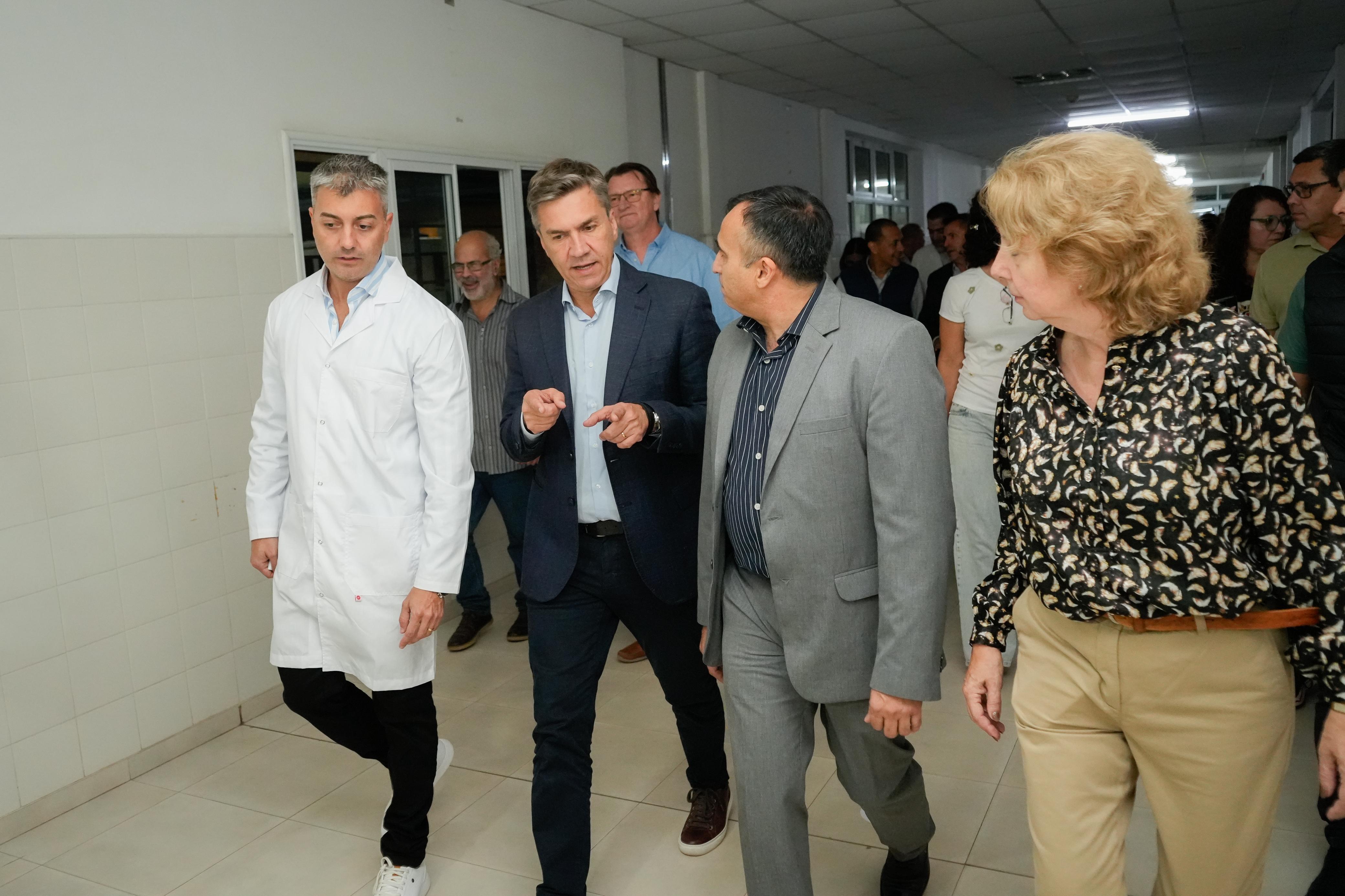 S&Aacute;ENZ PE&Ntilde;A: ZDERO INAUGUR&Oacute; EL NUEVO CONSULTORIO OFTALMOL&Oacute;GICO EN EL HOSPITAL 4 DE JUNIO