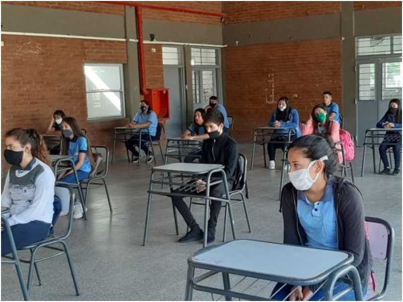CLASES EN LA PROVINCIA:  Capitanich anunció que tras las vacaciones se retomará la “presencialidad masiva”