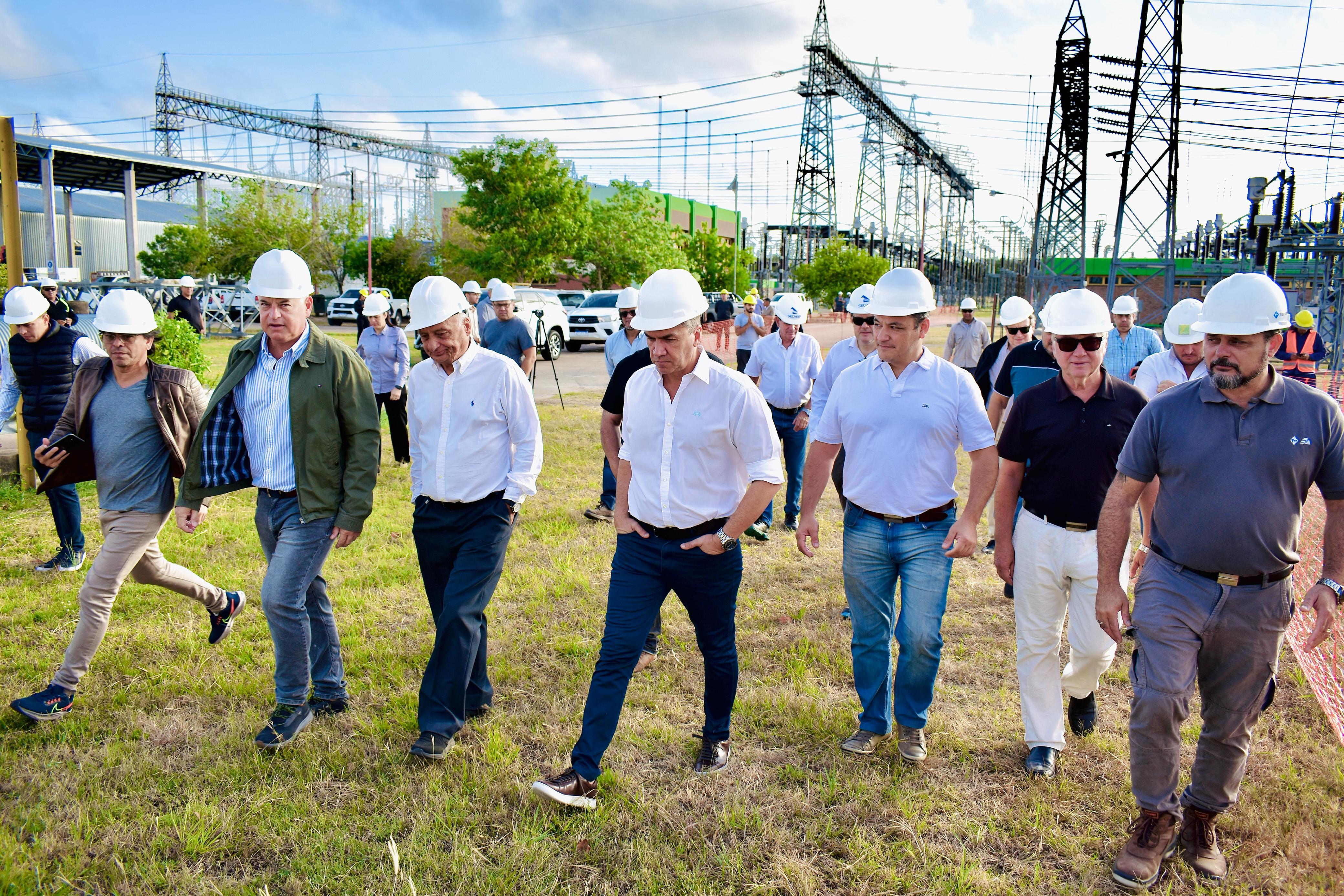 *EL GOBERNADOR ZDERO SUPERVIS&Oacute; EL AVANCE DE LA ESTACI&Oacute;N TRANSFORMADORA BASTIANI Y LA L&Iacute;NEA DE ALTA TENSI&Oacute;N HACIA PUERTO VILELAS*