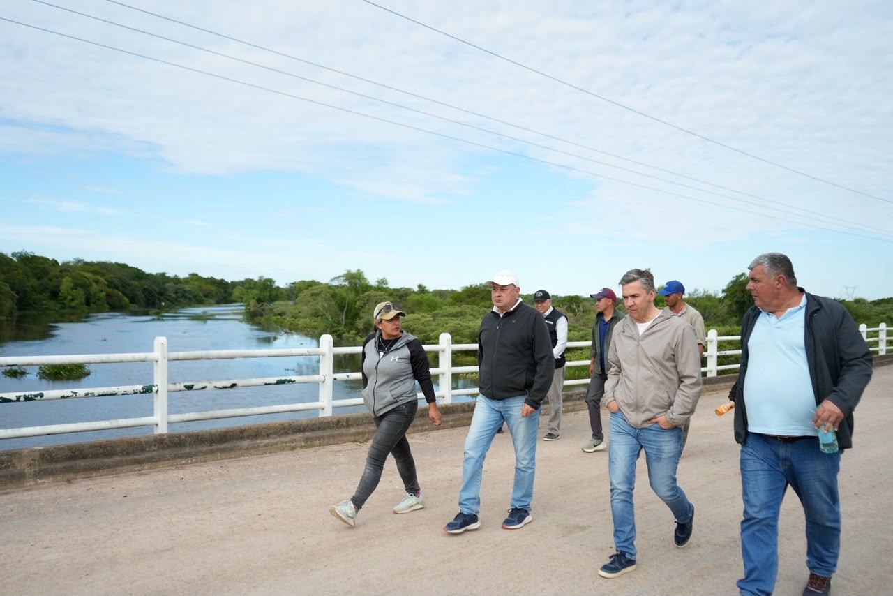 *ZDERO REFUERZA LA ASISTENCIA A LAS FAMILIAS EVACUADAS POR LA CRECIDA DEL R&Iacute;O*