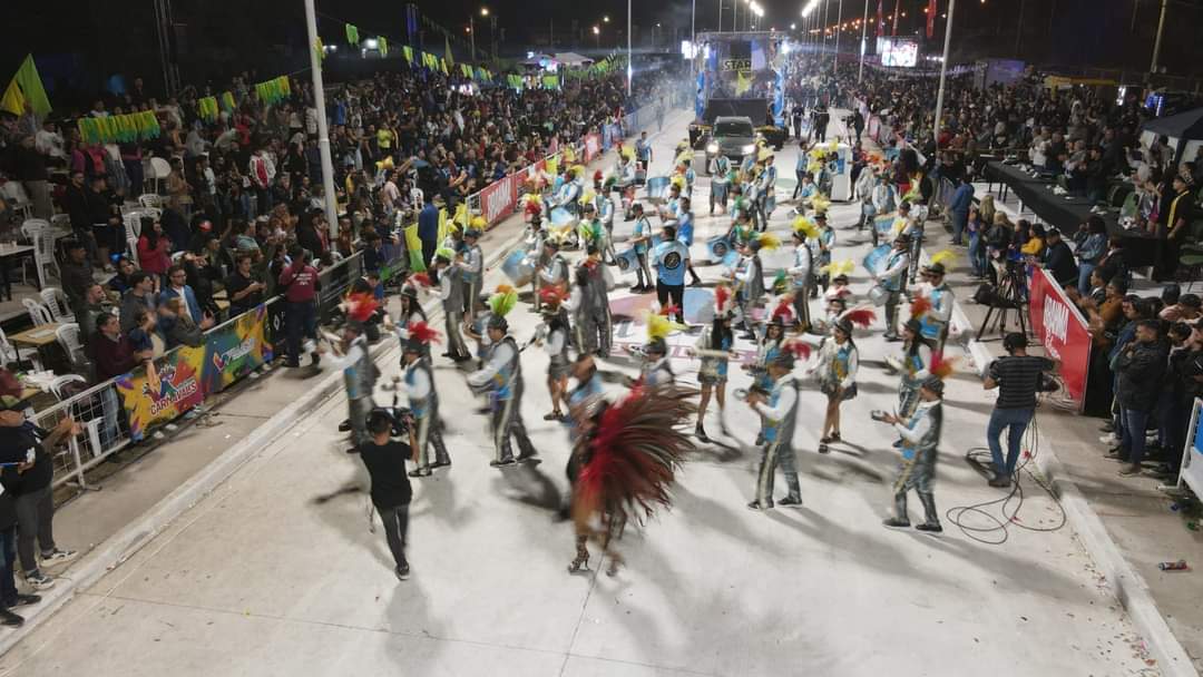 VILLA ANGELA: EL MUNICIPIO JUNTO A FECUVA CERRÓ LOS MEGA CARNAVALES 2023