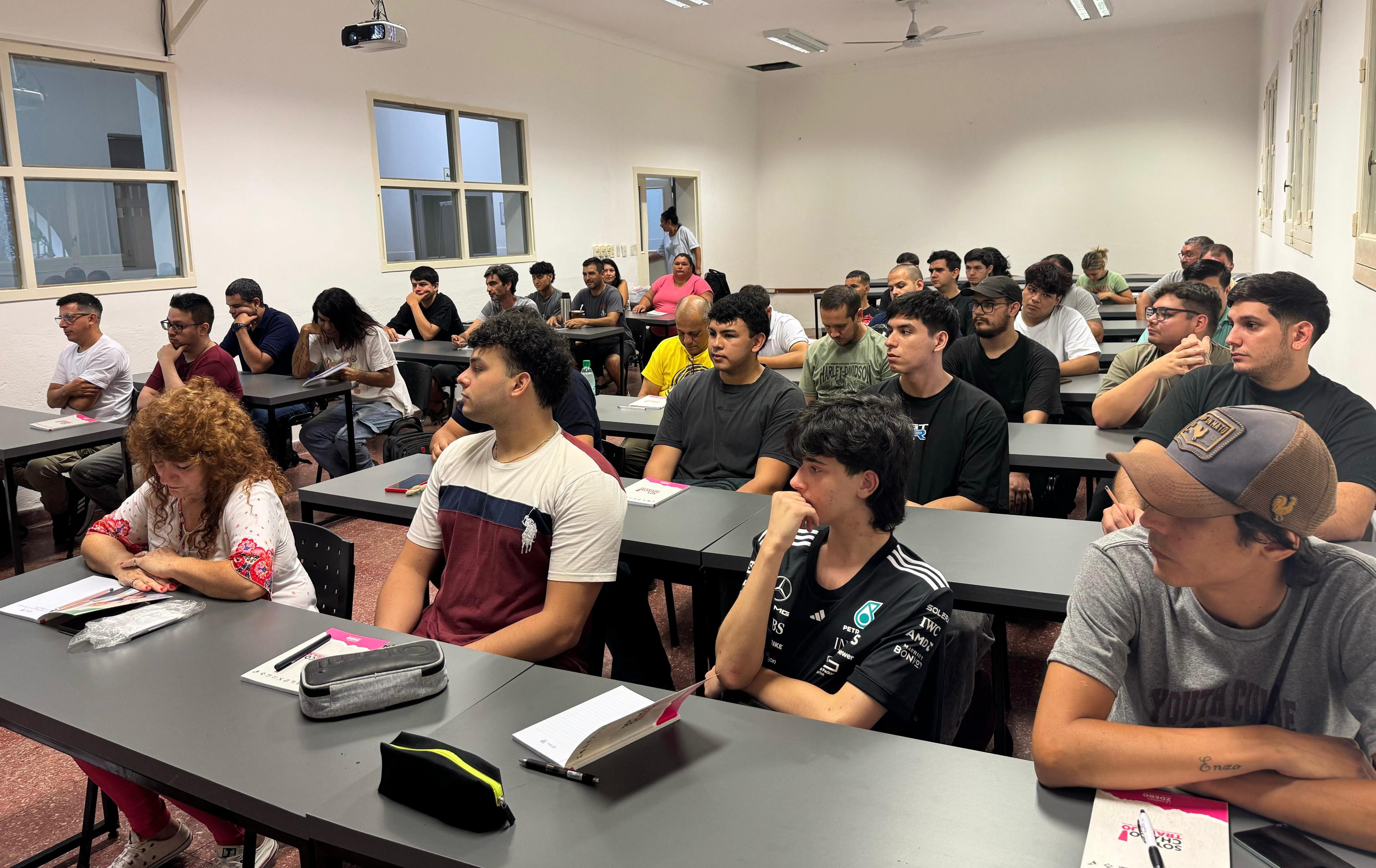 *M&Aacute;S CAPACITACIONES PARA LOS CHAQUE&Ntilde;OS: CRECE LA FORMACI&Oacute;N CON SALIDA LABORAL*