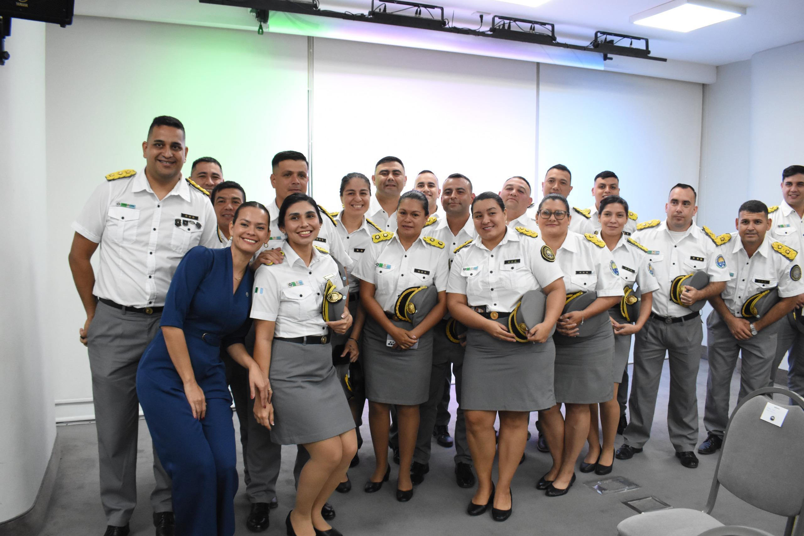 *EL GOBIERNO ANUNCI&Oacute; LA CONSTRUCCI&Oacute;N DE DOS NUEVAS UNIDADES PENALES PARA MENORES Y DESTAC&Oacute; EL ROL DEL SERVICIO PENITENCIARIO EN SU 18&deg; ANIVERSARIO*