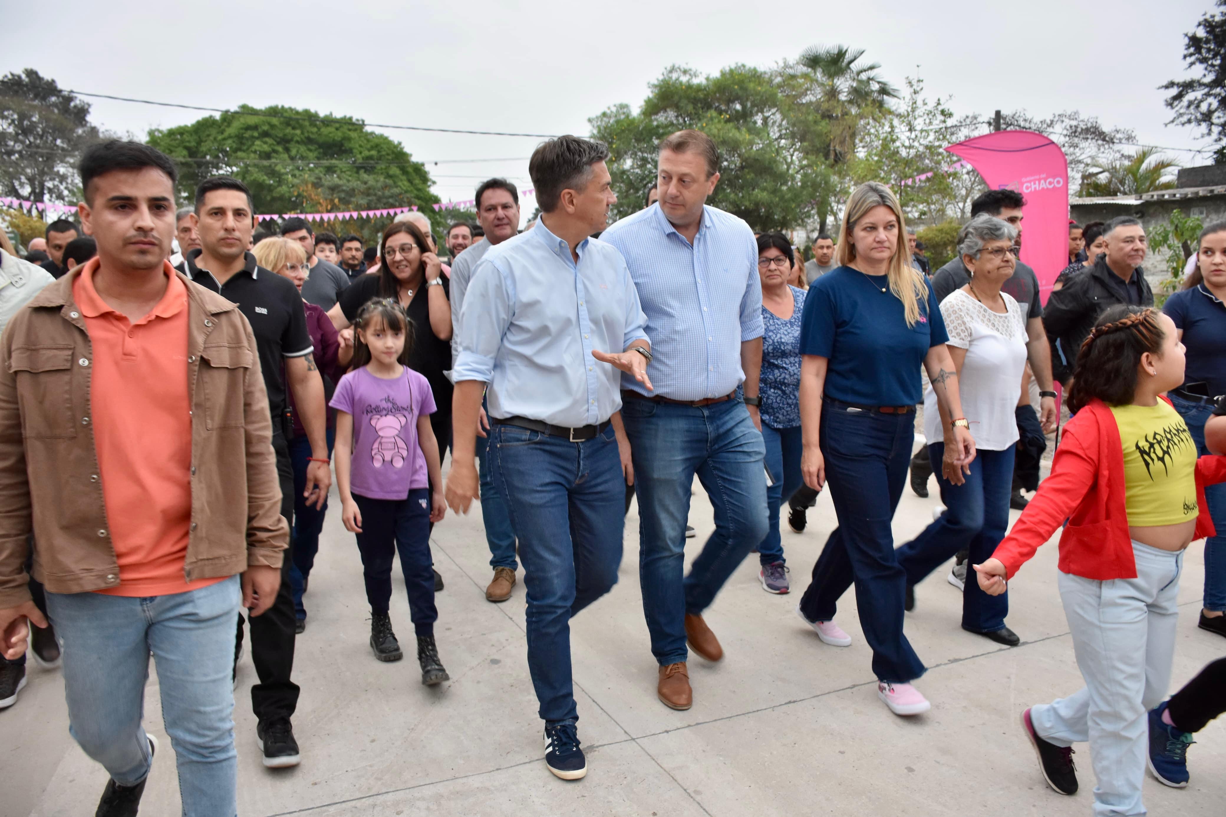 BARRIO UPCP: EL GOBERNADOR ZDERO INAUGURÓ 21 CUADRAS DE PAVIMENTO Y ANUNCIÓ IMPORTANTES OBRAS PARA EL CLUB