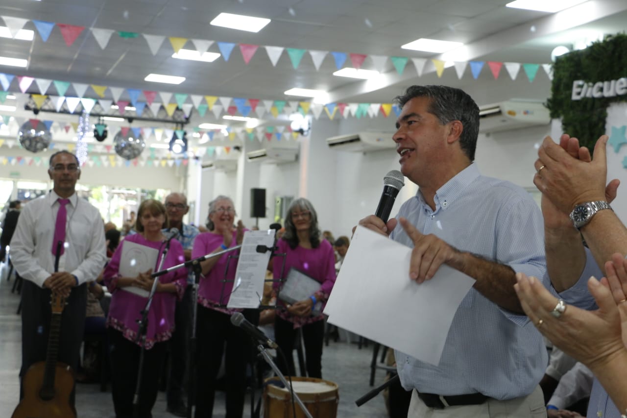 *DÍA DEL JUBILADO Y LA JUBILADA: CAPITANICH ANUNCIÓ PROGRAMA SANITARIO CON COBERTURA DEL 100% EN MEDICACIÓN PARA ENFERMEDADES CARDIOVASCULARES*