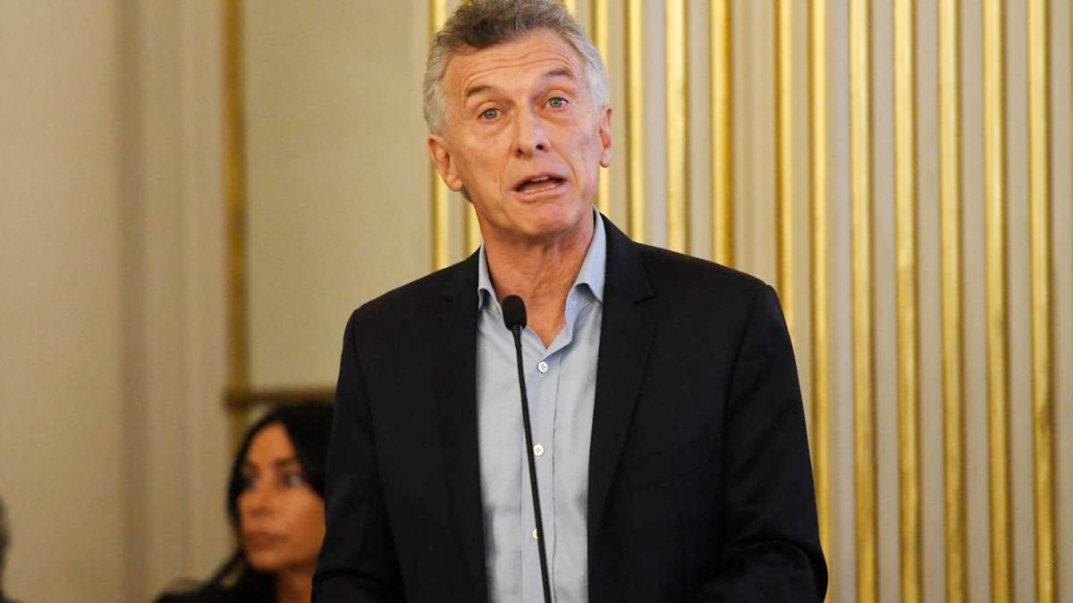 Respaldó a Milei, Macri acusó a los radicales y dijo que Carrió es "dañina"