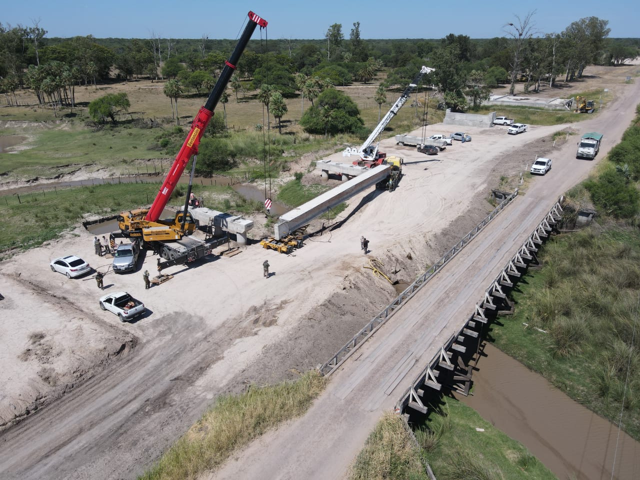 AVANZAN A BUEN RITMO LAS OBRAS DE PAVIMENTACIÓN DE LA RUTA 13